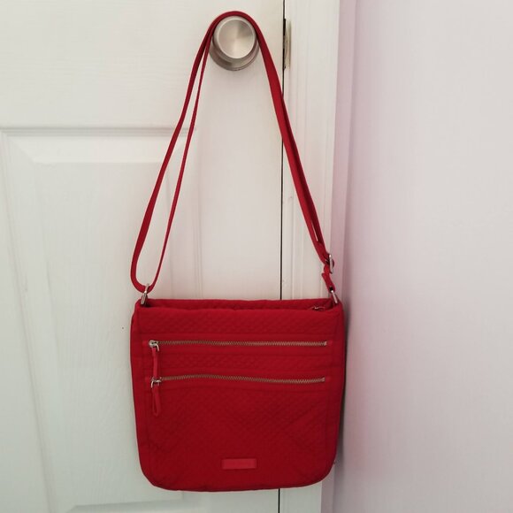 Vera Bradley Solid Red Quilted Cross Body Bag / Trending Color for Holidays! - Picture 1 of 9